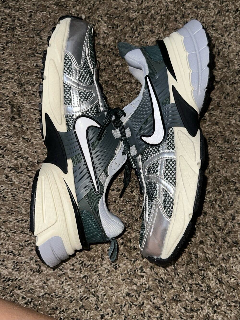 Size 7 - Nike V2K Run Vintage Green LEP